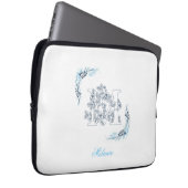 Initial "M" Blue Monogram Calm Floral Laptopschutzhülle (Vorne Rechts)