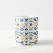 Initial Mediterranean Floral Tile-Style Pattern  Kaffeetasse (Mittel)