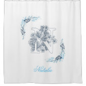 Initial "N" Blue Monogram Calm Floral Duschvorhang (Vorderseite)