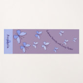 Initial & Name Blue Butterfly Flutter Lavendel Yogamatte (Vorderseite (Horizontal))