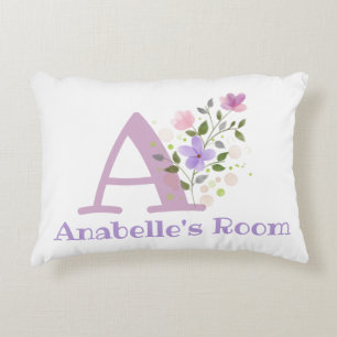 Initial & Name mit Blumendesign Akzent Kissen