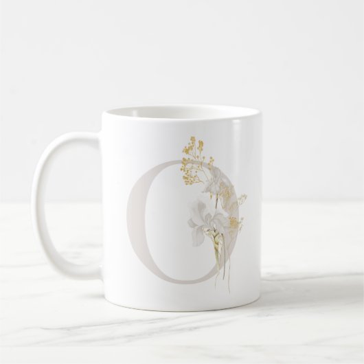 Initial O mit Blume in Weich-Farbe Kaffee Tasse (Links)