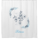 Initial "P" Blue Monogram Calm Floral Duschvorhang (Vorderseite)