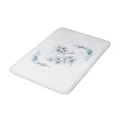 Initial "R" Blue Monogram Calm Floral Badematte (Schrägansicht)