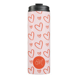 Initial - rosa und rotes Herzmuster Thermosbecher