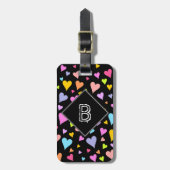 Initial + Spaß, Liebe, farbenfrohe Herzmuster Gepäckanhänger (Vorderseite vertikal)