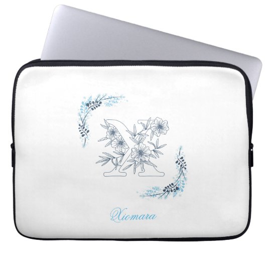 Initial "X" Blue Monogram Calm Floral Laptopschutzhülle (Vorderseite)