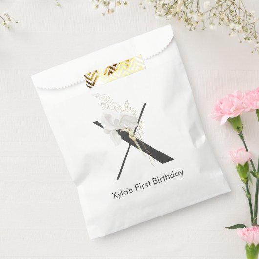Initial X mit weicher Blume Geschenktütchen (Versiegelt)