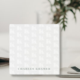 Initialbuchstabe der beruflichen Seitengrüne Monog Post-it Klebezettel