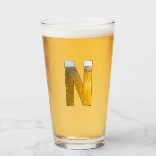 Initialbuchstabe N der Funny Beer Head Monogram Glas (Vorne (Gefüllt))