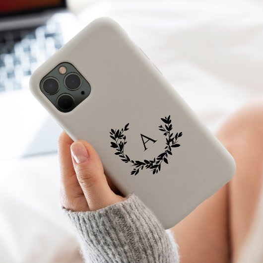 Initialcreme-Neutral-Leaf-Monogramm Case-Mate iPhone Hülle