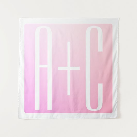 Initialen des Paares | Subtile Pink Gradation Wandteppich (Vorderseite)