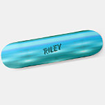 Initialen hinzufügen, hellblauer, gebürsteter Meta Skateboard<br><div class="desc">Fügen Sie einen beliebigen Namen oder Initialen,  die Sie auf diesem tollen Design gewollt - In meinem Shop finden Sie viele personalisierte Skateboarddesigns und Skateboard T - Shirt,  Hoodies,  Backpacks,  Blankets und mehr.</div>
