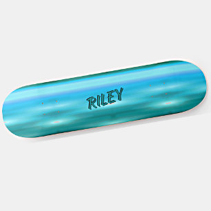 Initialen hinzufügen, hellblauer, gebürsteter Meta Skateboard