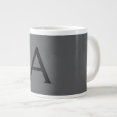Initialer Name für das klassische Gray Simple Mono Jumbo-Tasse (Vorderseite Rechts)
