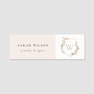 Initiales Wappen der Dusky Pink-Wildblume Namensschild