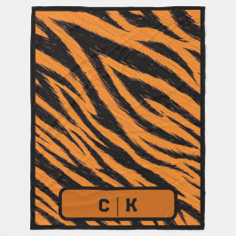 Initialmonogramm für die Tigerstreifen-Skin-Printw Fleecedecke