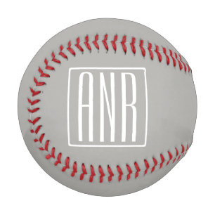 Initialmonogramm   Weiß auf hellgrau Baseball