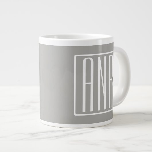Initialmonogramm | Weiß auf hellgrau Jumbo-Tasse (Vorderseite Rechts)