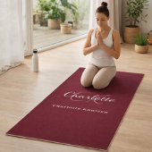Initialname des Monogrammes Burgundy Yogamatte