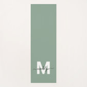 Initialname Monogram Sage Green Yogamatte (Vorderseite)