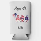 Initials, Happy 4th, Patriotic Gnomes, Light Gray Selters Dosenkühler (Vorderseite)