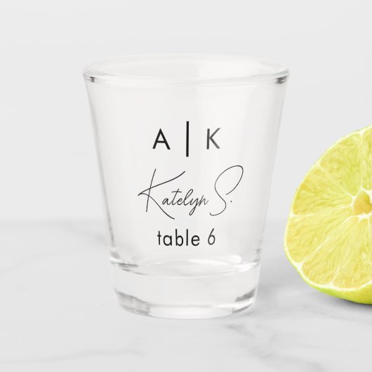 Initials Wedding Shot Glass Bevorzugung | TISCHNUM Schnapsglas (Vorderseite)
