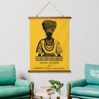 Injustice Anywhere Justice Everywhere Wood Wall  Wandteppich Mit Holzrahmen
