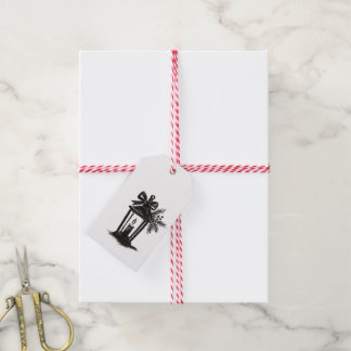 Ink Lantern with Candle and Pine – Holiday Art on Geschenkanhänger