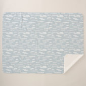 Inky Rounded Lines Muster | White on Dusty Blue Sherpadecke (Vorderseite (Horizontal))