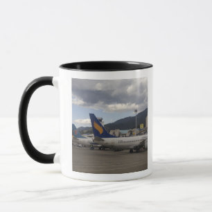 Inländische chinesische Düsenflugzeuge aufgereiht Tasse