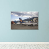 Inländische chinesische Düsenflugzeuge standen auf Leinwanddruck (Insitu (Holzboden))