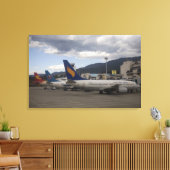 Inländische chinesische Düsenflugzeuge standen auf Leinwanddruck (Insitu (Wohnzimmer))