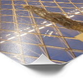 Innen der Pyramide im Louvre in Paris, Frankreich Fotodruck (Ecke)