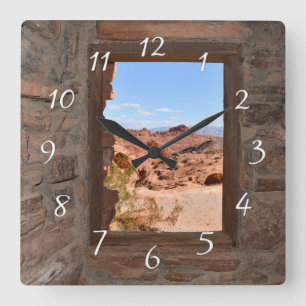 Innenansicht der Kabine des Valley of Fire        Quadratische Wanduhr
