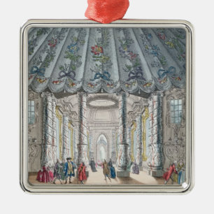 Innenansicht des eleganten Musikraumes Silbernes Ornament