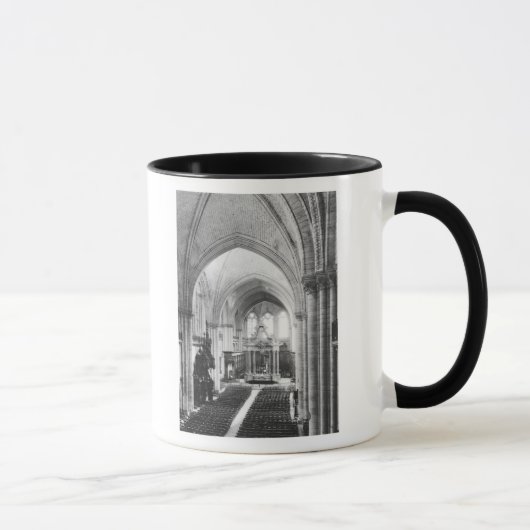Innenansicht des Nave und des Chores Tasse (Rechts)