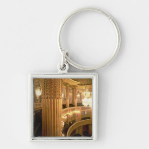 Innenansicht des Opernhauses, das in Richtung t Schlüsselanhänger