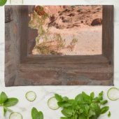 Innenkabine mit Aussicht auf das Feuertal Geschirrtuch (Gefaltet)