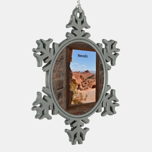 Innenkabine mit Aussicht auf das Feuertal Schneeflocken Zinn-Ornament (Links)