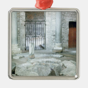 Innenraum des achteckigen Baptistery der Ornament Aus Metall