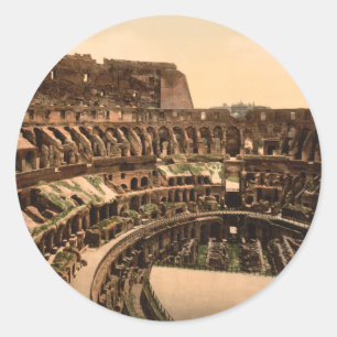 Innenraum des Colosseum, Rom, Italien Runder Aufkleber