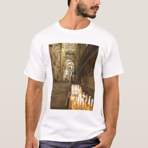Innenraum des St. Petersdoms in Regensburg T-Shirt
