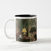 Innenraum oder, der Salon mit drei Lampen, 1899 Zweifarbige Tasse (Links)