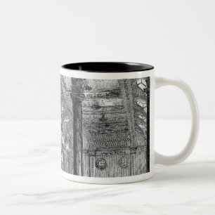 Innenraum von Lloyd von London Zweifarbige Tasse