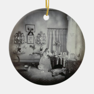 Innenraum von Muckross Haus, c.1865 (Albumendruck) Keramik Ornament