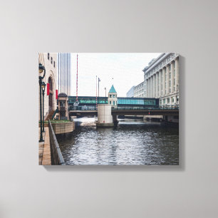 Innenstadt von Milwaukee Ufer und Architektur Leinwanddruck
