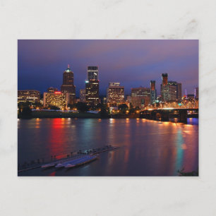 Innenstadt von Portland in der Nacht Postkarte