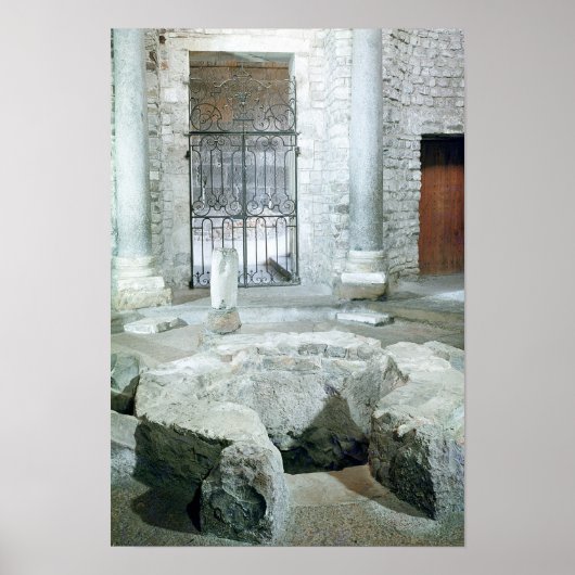 Inneres der achteckigen Taufkirche Poster (Vorne)