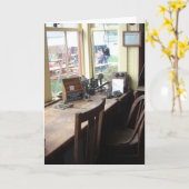 Innerhalb des Bahndepots Karte (Gelbe Blume)